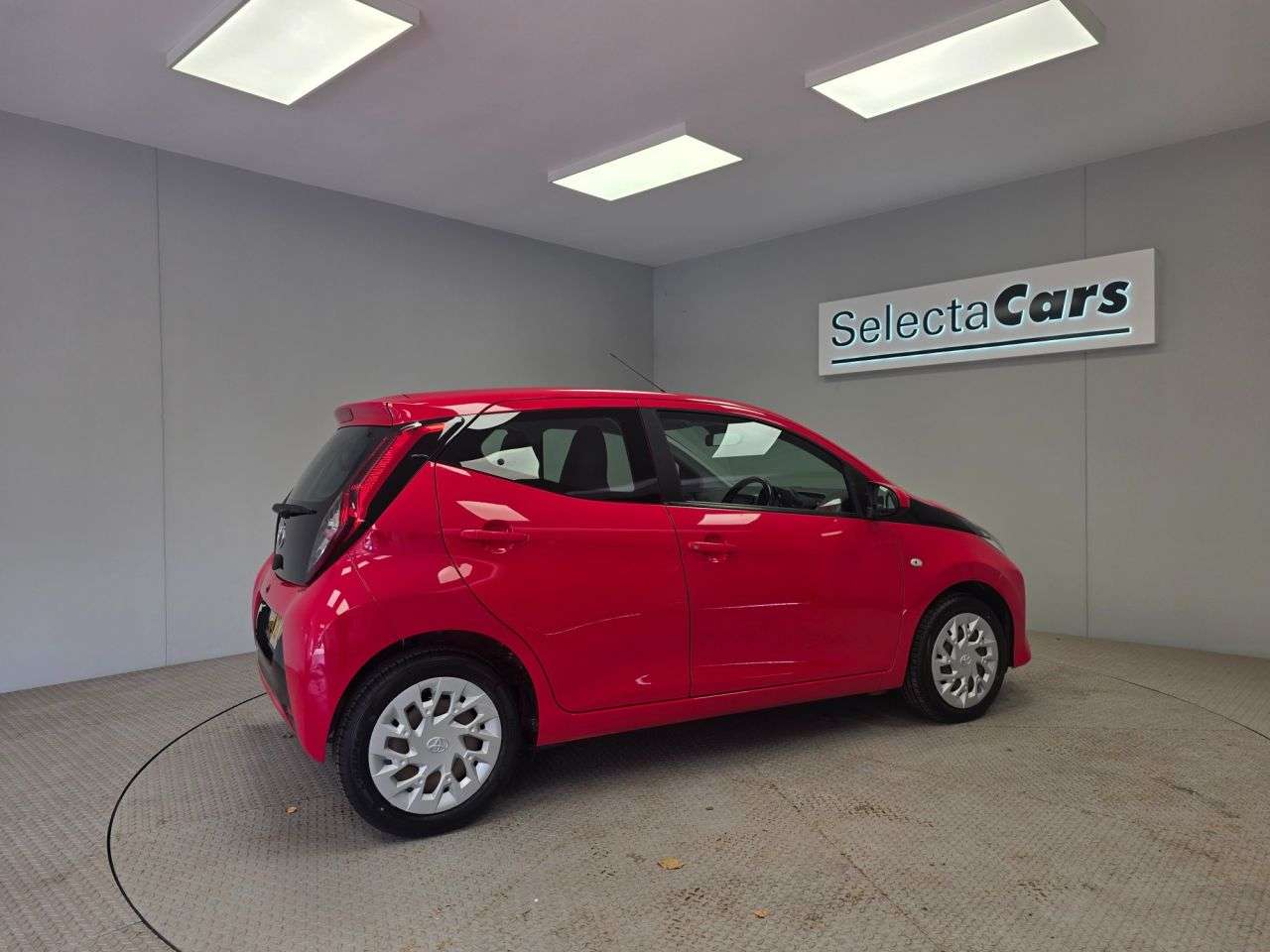 2021 TOYOTA AYGO 2021 TOYOTA AYGO