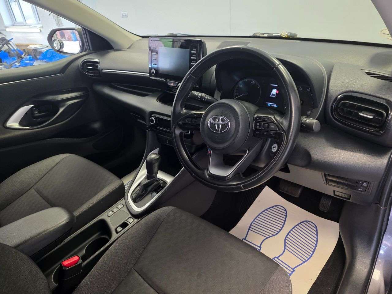 2022 TOYOTA YARIS 2022 TOYOTA YARIS