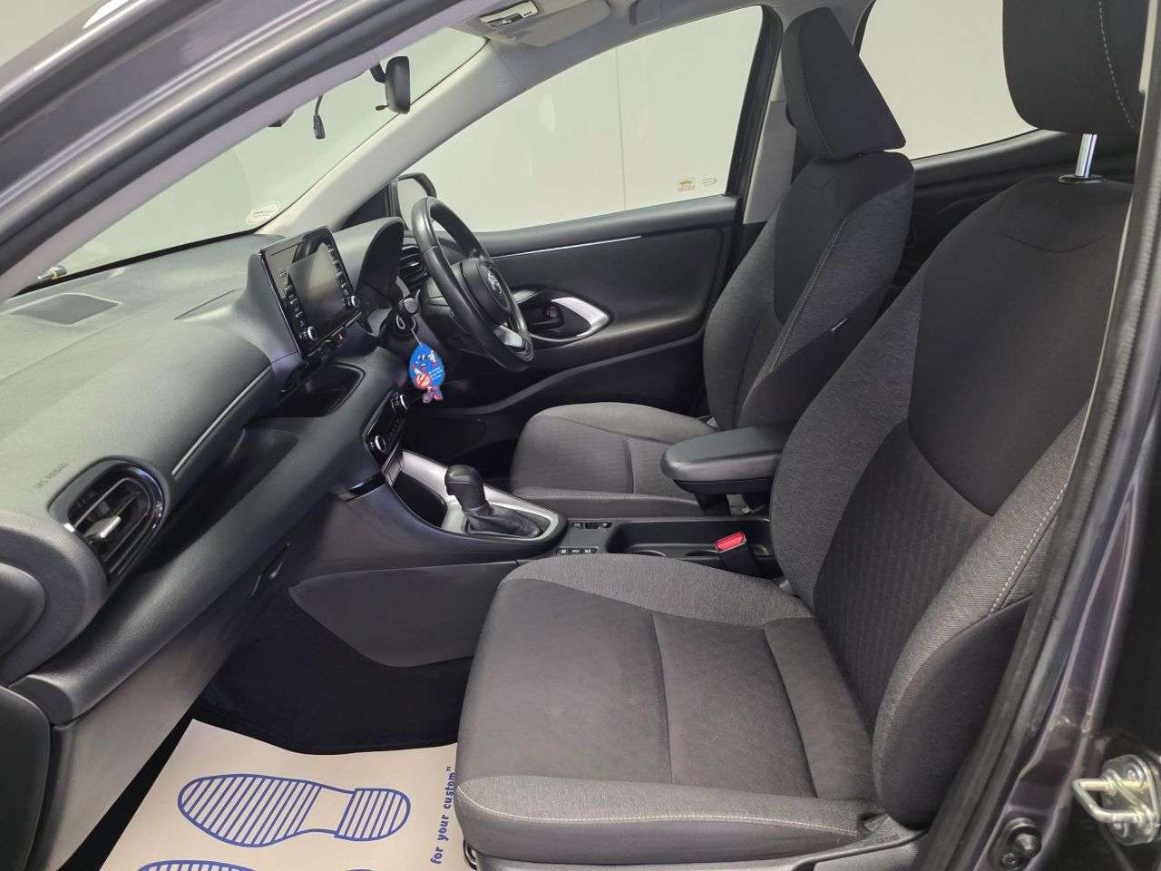 2022 TOYOTA YARIS 2022 TOYOTA YARIS