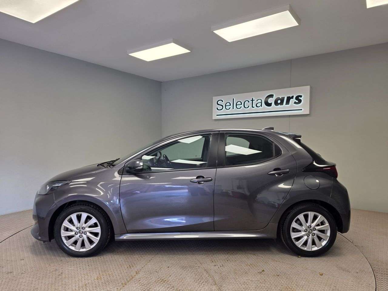 2022 TOYOTA YARIS 2022 TOYOTA YARIS