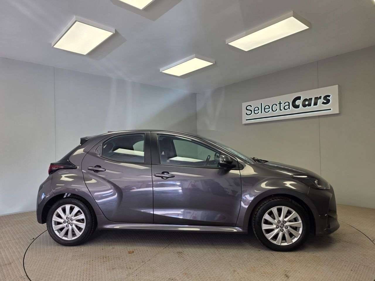 2022 TOYOTA YARIS 2022 TOYOTA YARIS