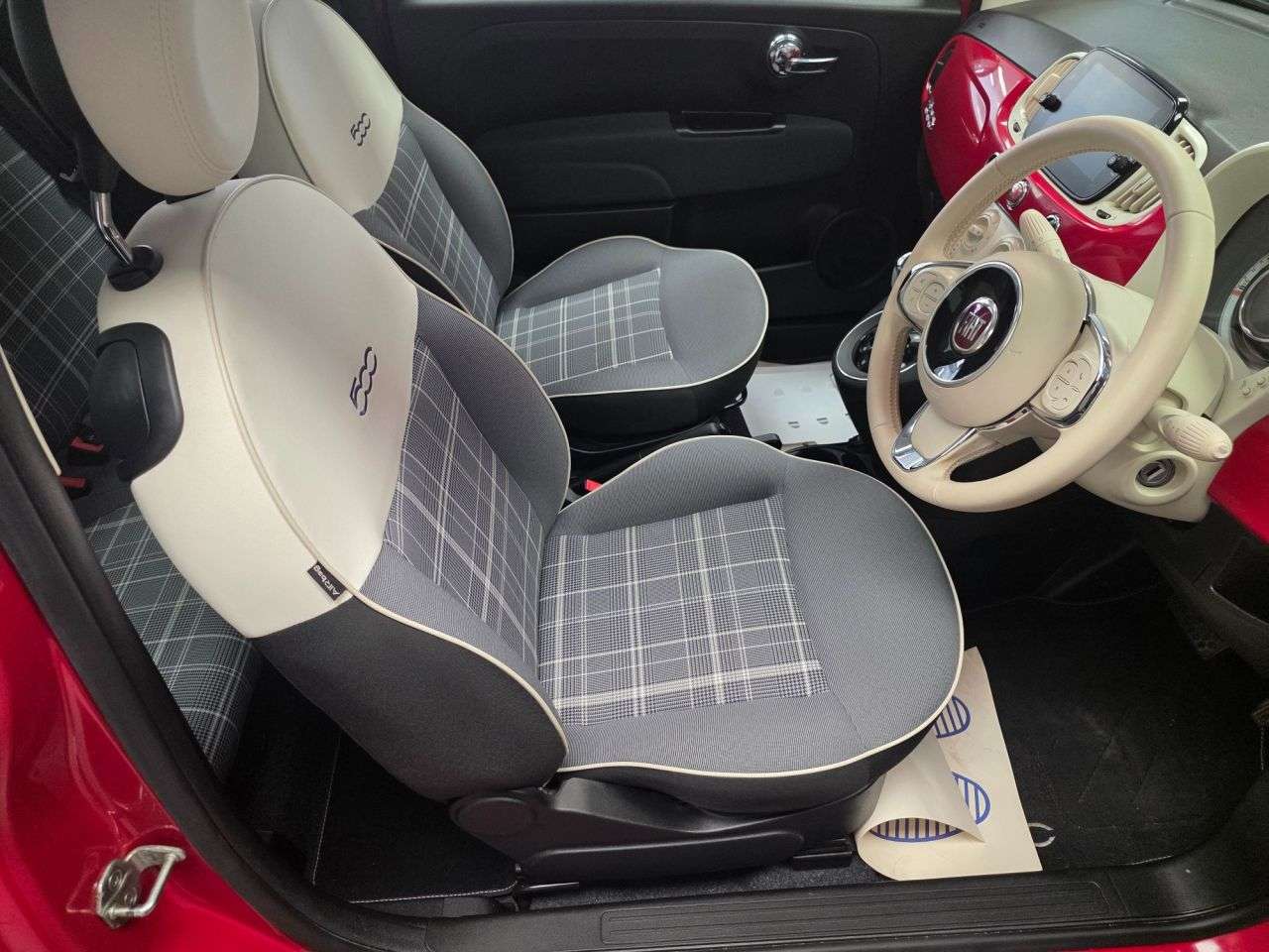 2020 FIAT 500 2020 FIAT 500