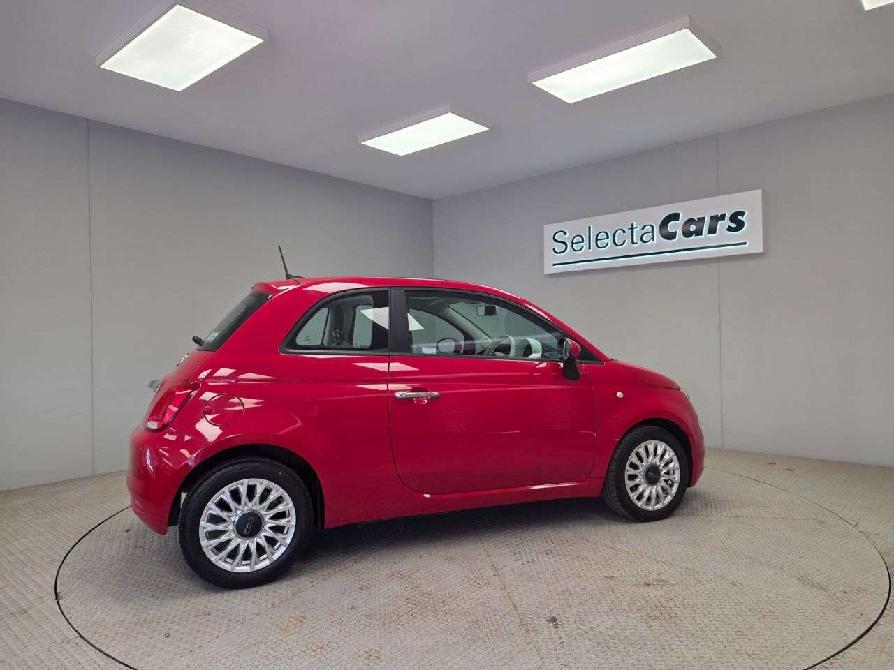 2020 FIAT 500 2020 FIAT 500