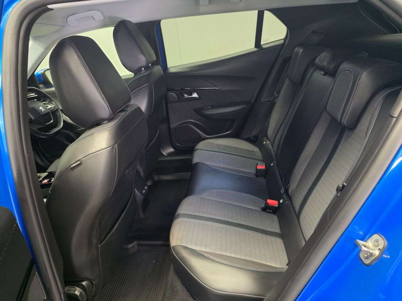 2021 PEUGEOT 2008 2021 PEUGEOT 2008