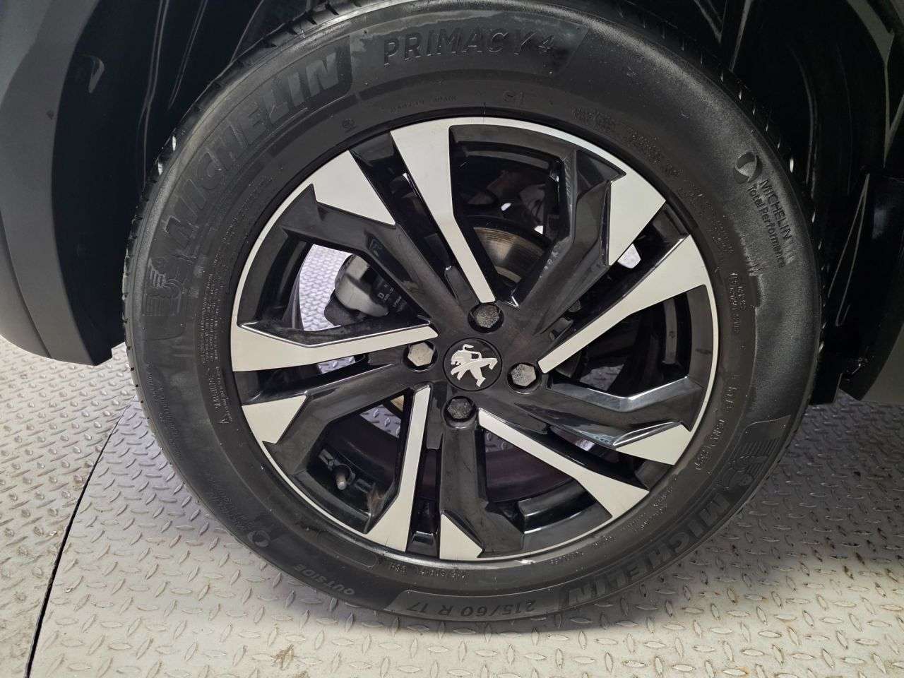 2021 PEUGEOT 2008 2021 PEUGEOT 2008