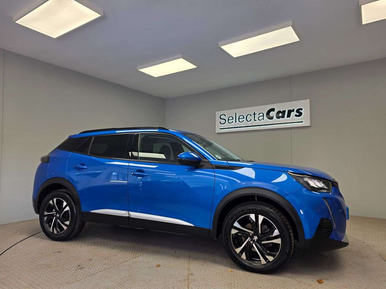 A 2021 PEUGEOT 2008 1.2 PureTech Allure Premium SUV 5dr Petrol Manual Euro 6 (s/s) (100 ps) A 2021 PEUGEOT 2008 1.2 PureTech Allure Premium SUV 5dr Petrol Manual Euro 6 (s/s) (100 ps)