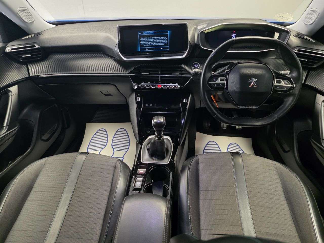 2021 PEUGEOT 2008 2021 PEUGEOT 2008