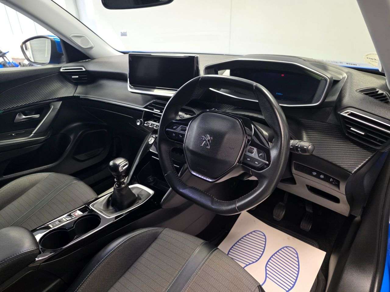 2021 PEUGEOT 2008 2021 PEUGEOT 2008
