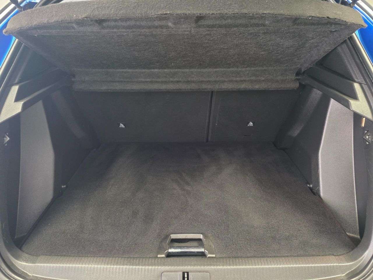 2021 PEUGEOT 2008 2021 PEUGEOT 2008