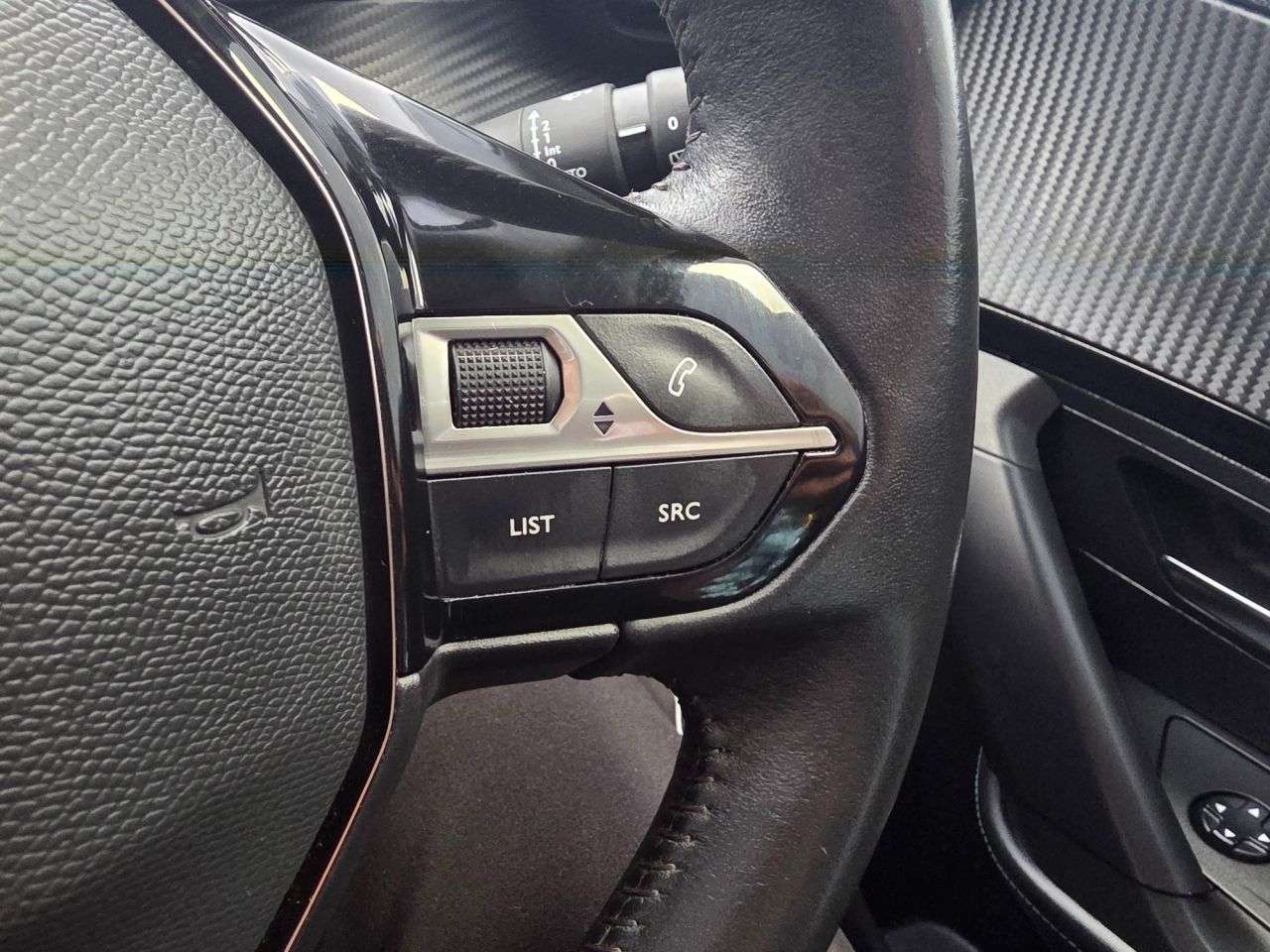 2021 PEUGEOT 2008 2021 PEUGEOT 2008