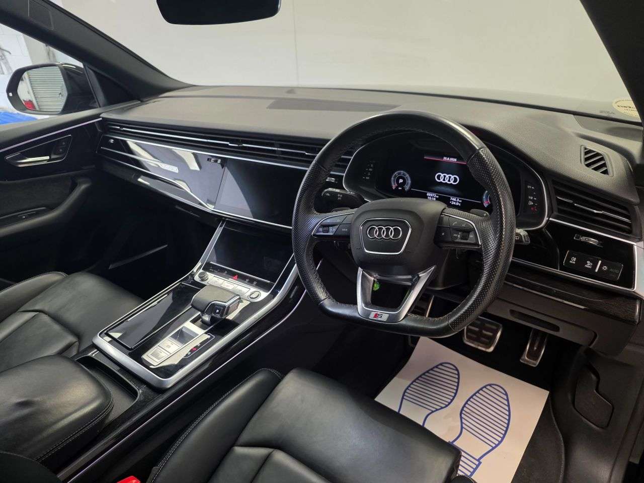 2022 AUDI Q8 2022 AUDI Q8