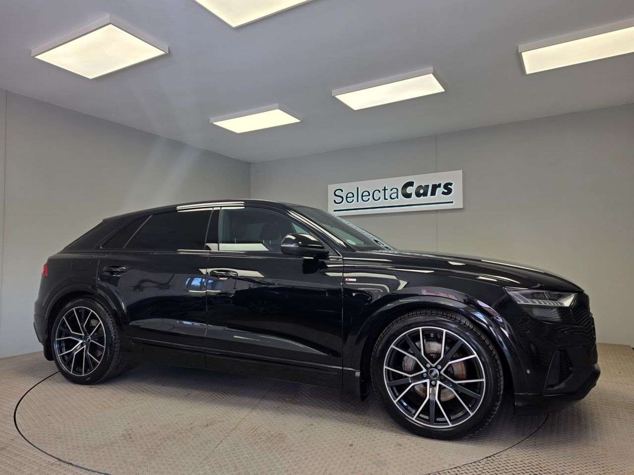 2022 AUDI Q8 2022 AUDI Q8