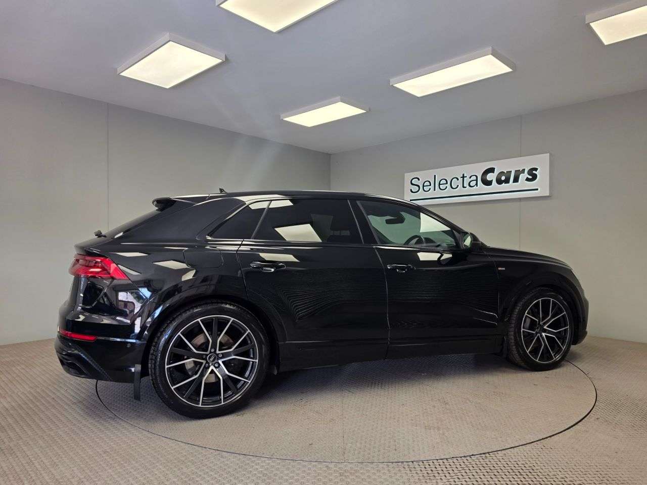2022 AUDI Q8 2022 AUDI Q8