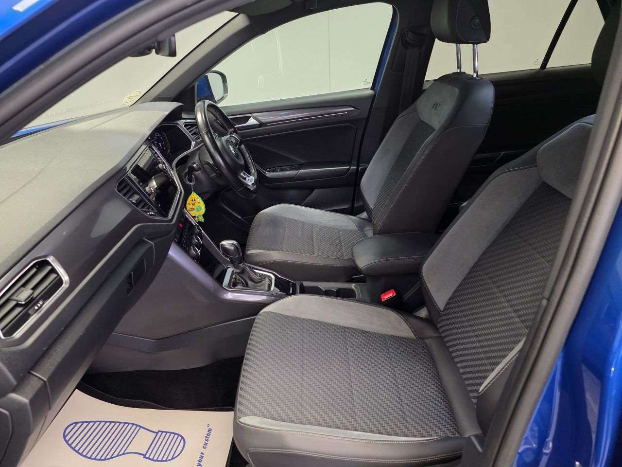 2020 VOLKSWAGEN T-ROC 2020 VOLKSWAGEN T-ROC