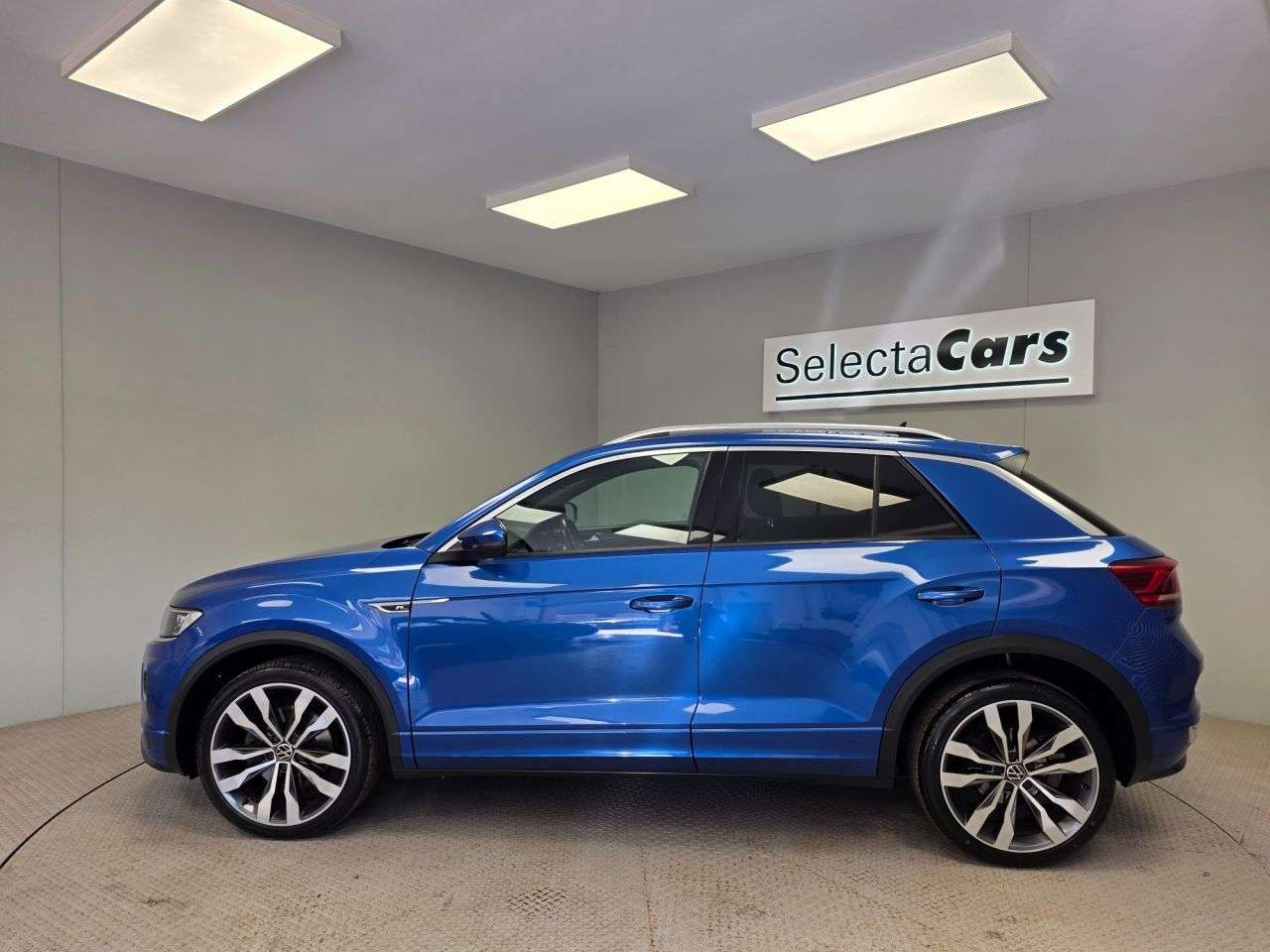 2020 VOLKSWAGEN T-ROC 2020 VOLKSWAGEN T-ROC