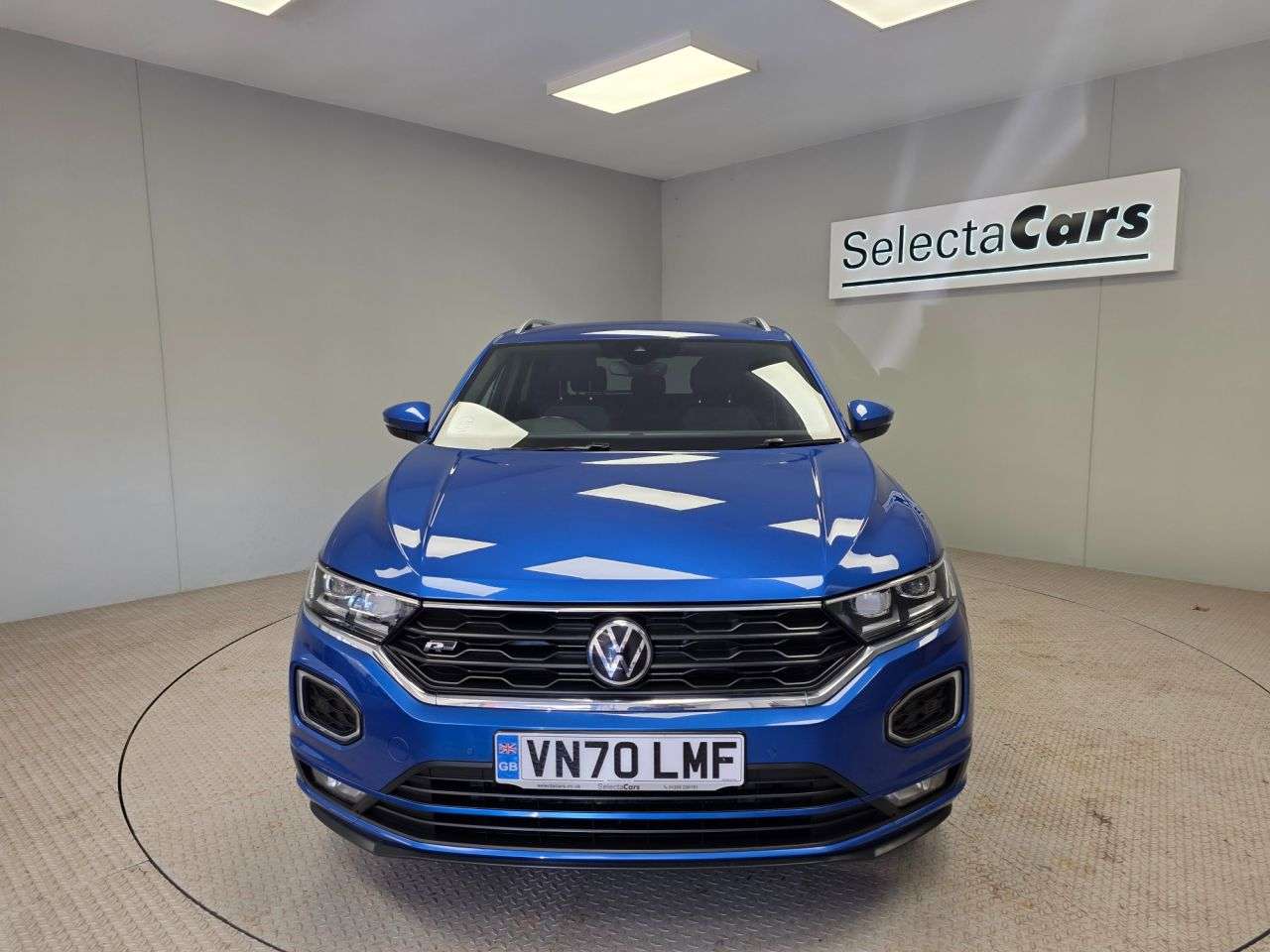 A 2020 VOLKSWAGEN T-ROC 1.5 TSI GPF EVO R-Line SUV 5dr Petrol DSG Euro 6 (s/s) (150 ps) A 2020 VOLKSWAGEN T-ROC 1.5 TSI GPF EVO R-Line SUV 5dr Petrol DSG Euro 6 (s/s) (150 ps)