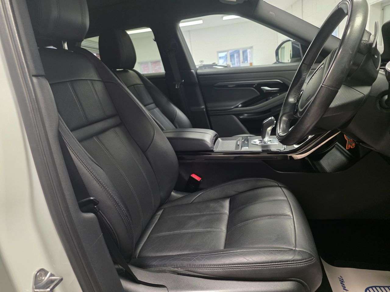 2019 LAND ROVER RANGE ROVER EVOQUE 2019 LAND ROVER RANGE ROVER EVOQUE