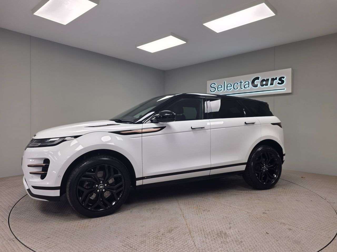 2019 LAND ROVER RANGE ROVER EVOQUE 2019 LAND ROVER RANGE ROVER EVOQUE