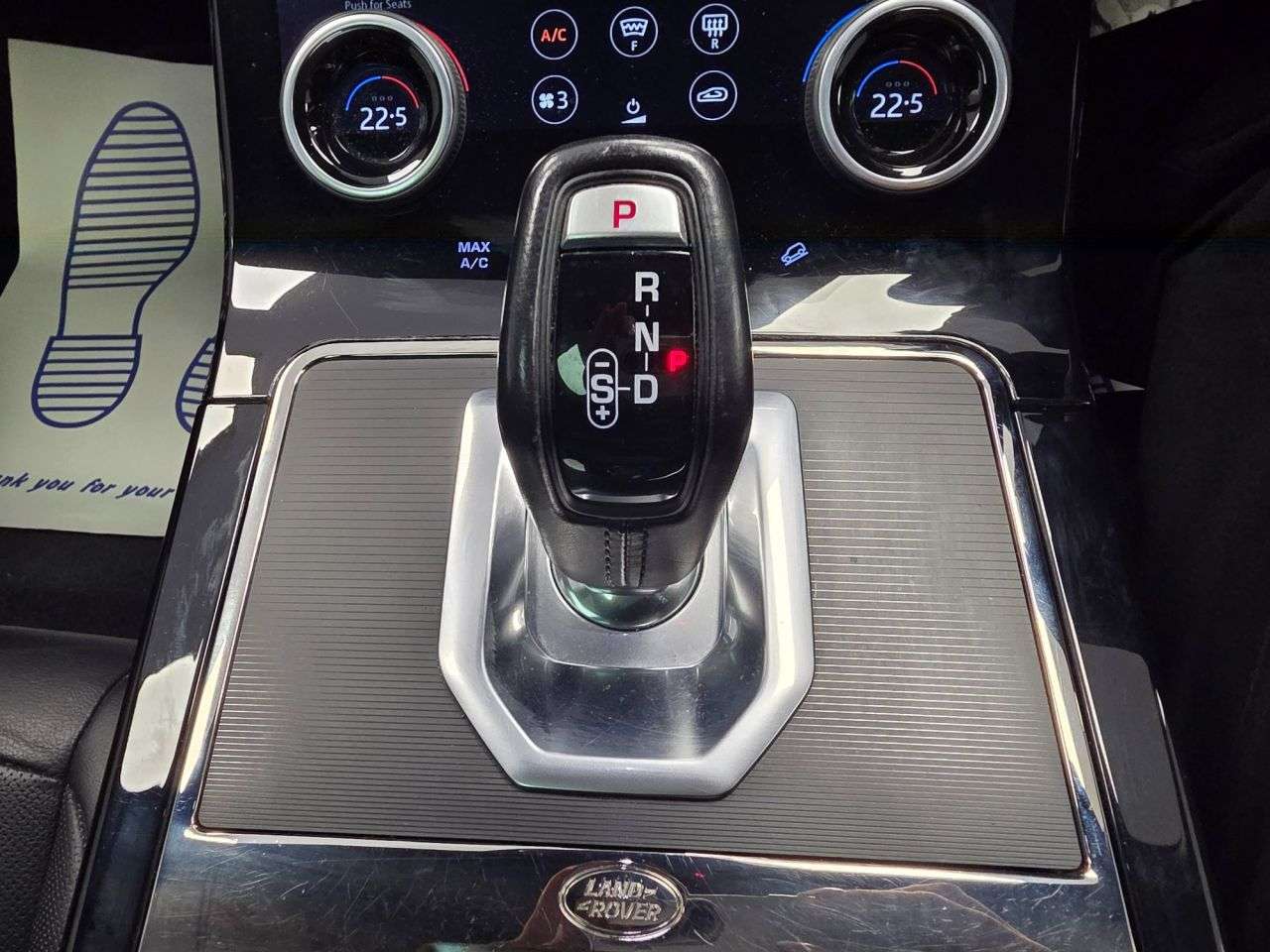 2019 LAND ROVER RANGE ROVER EVOQUE 2019 LAND ROVER RANGE ROVER EVOQUE