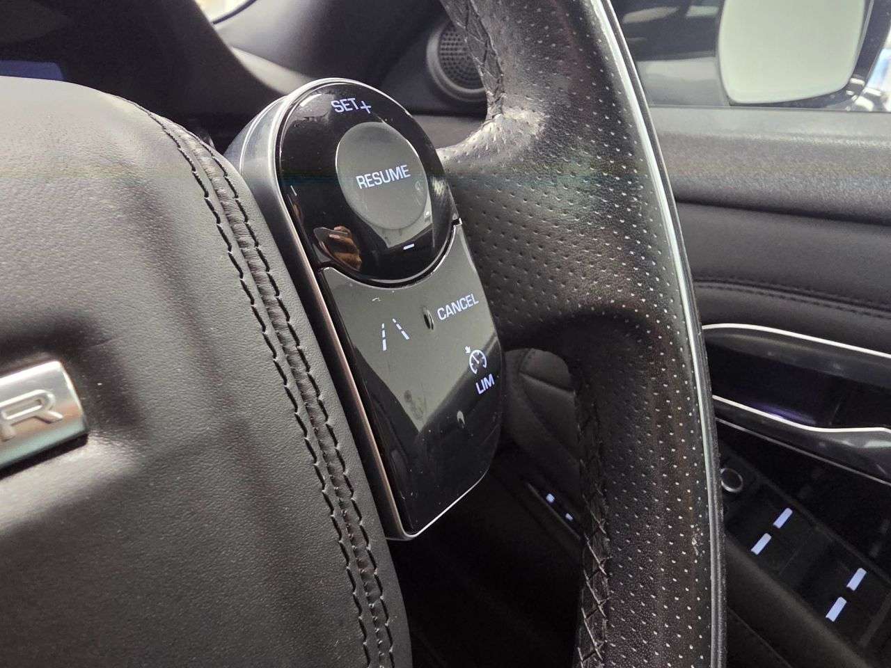 2019 LAND ROVER RANGE ROVER EVOQUE 2019 LAND ROVER RANGE ROVER EVOQUE