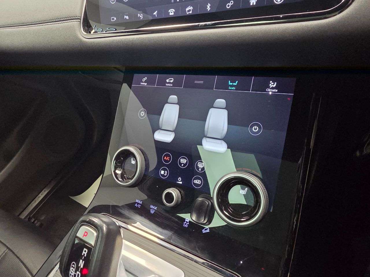 2019 LAND ROVER RANGE ROVER EVOQUE 2019 LAND ROVER RANGE ROVER EVOQUE