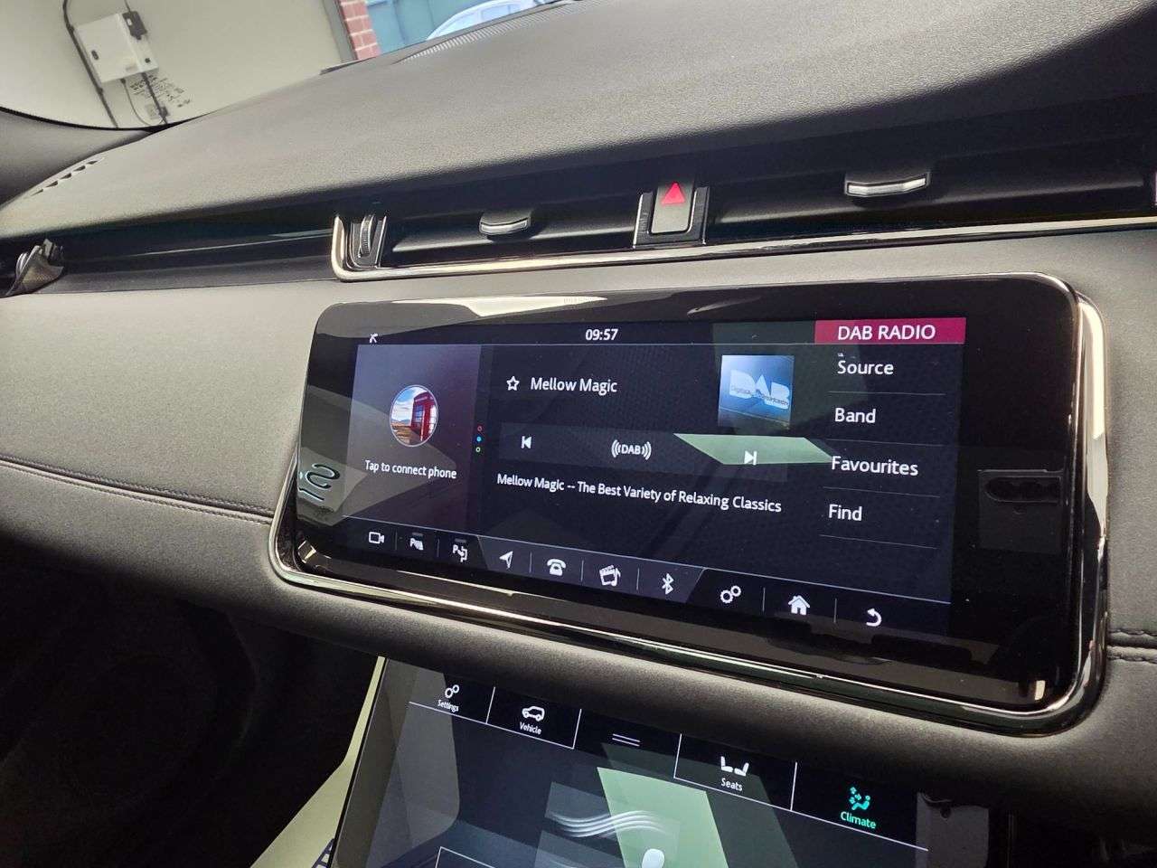 2019 LAND ROVER RANGE ROVER EVOQUE 2019 LAND ROVER RANGE ROVER EVOQUE