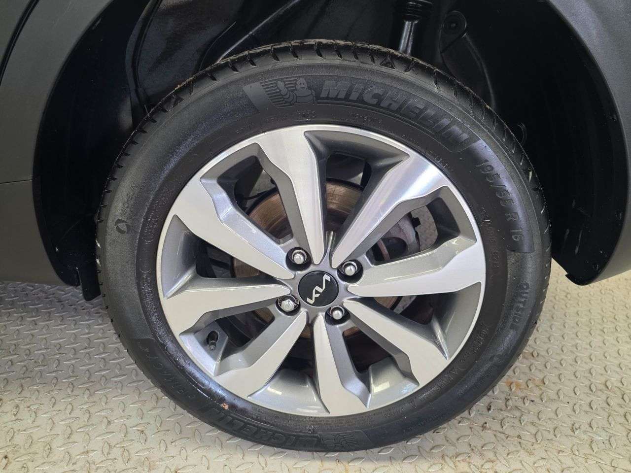 2023 KIA STONIC 2023 KIA STONIC
