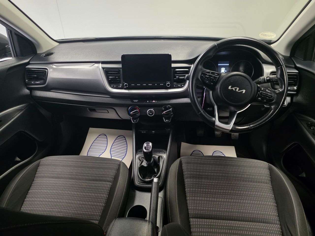 2023 KIA STONIC 2023 KIA STONIC