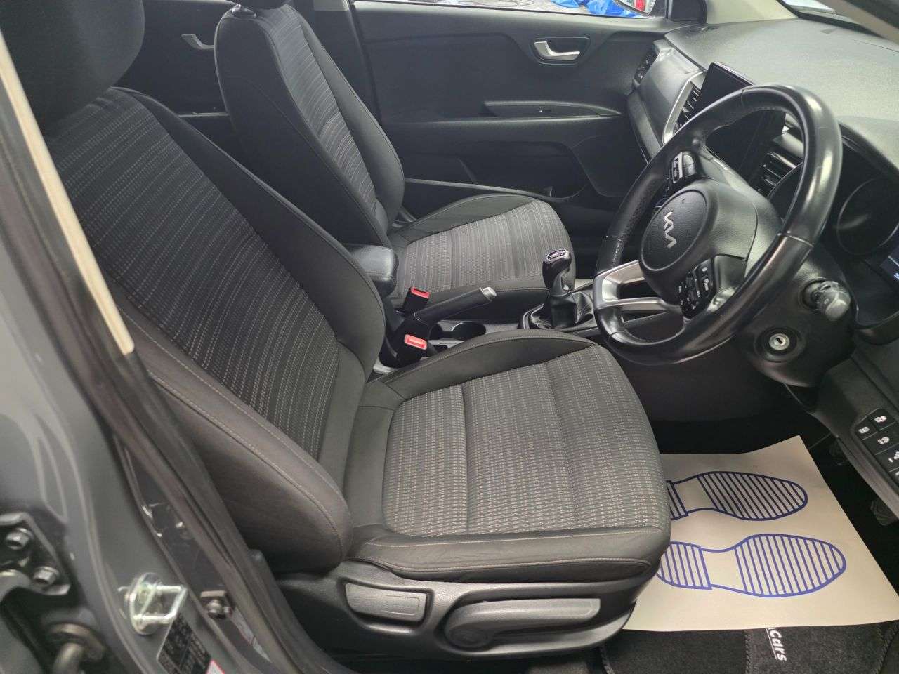 2023 KIA STONIC 2023 KIA STONIC