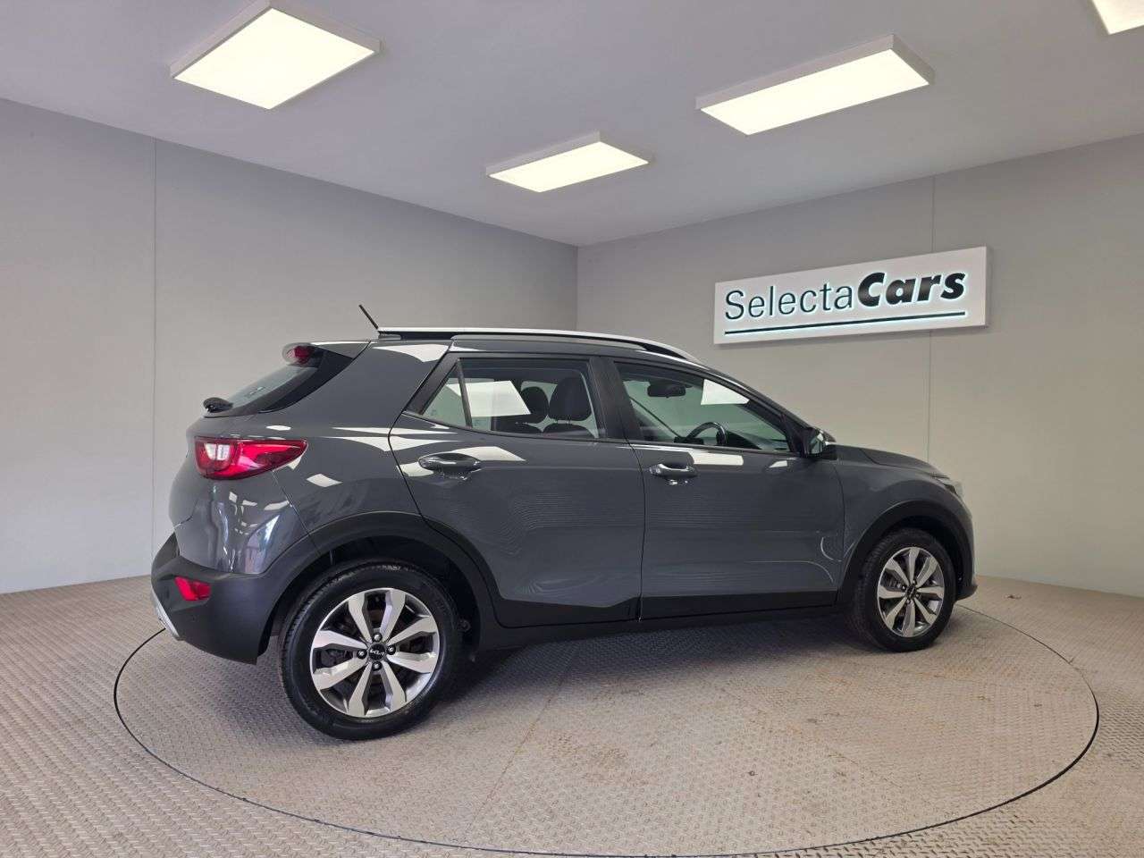 2023 KIA STONIC 2023 KIA STONIC