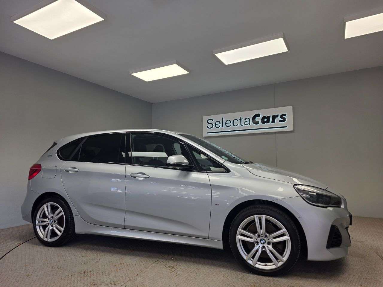 A 2018 BMW 2 SERIES ACTIVE TOURER 1.5 225xe 7.6kWh M Sport (Premium) MPV 5dr Petrol Plug-in Hybrid Auto 4WD E A 2018 BMW 2 SERIES ACTIVE TOURER 1.5 225xe 7.6kWh M Sport (Premium) MPV 5dr Petrol Plug-in Hybrid Auto 4WD E