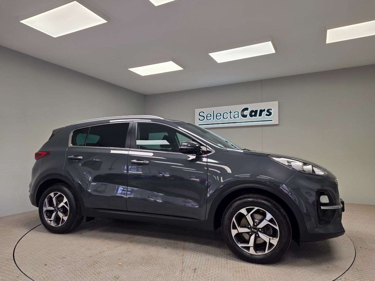 A 2018 KIA SPORTAGE 1.6 GDi 2 SUV 5dr Petrol Manual Euro 6 (s/s) (130 bhp) A 2018 KIA SPORTAGE 1.6 GDi 2 SUV 5dr Petrol Manual Euro 6 (s/s) (130 bhp)