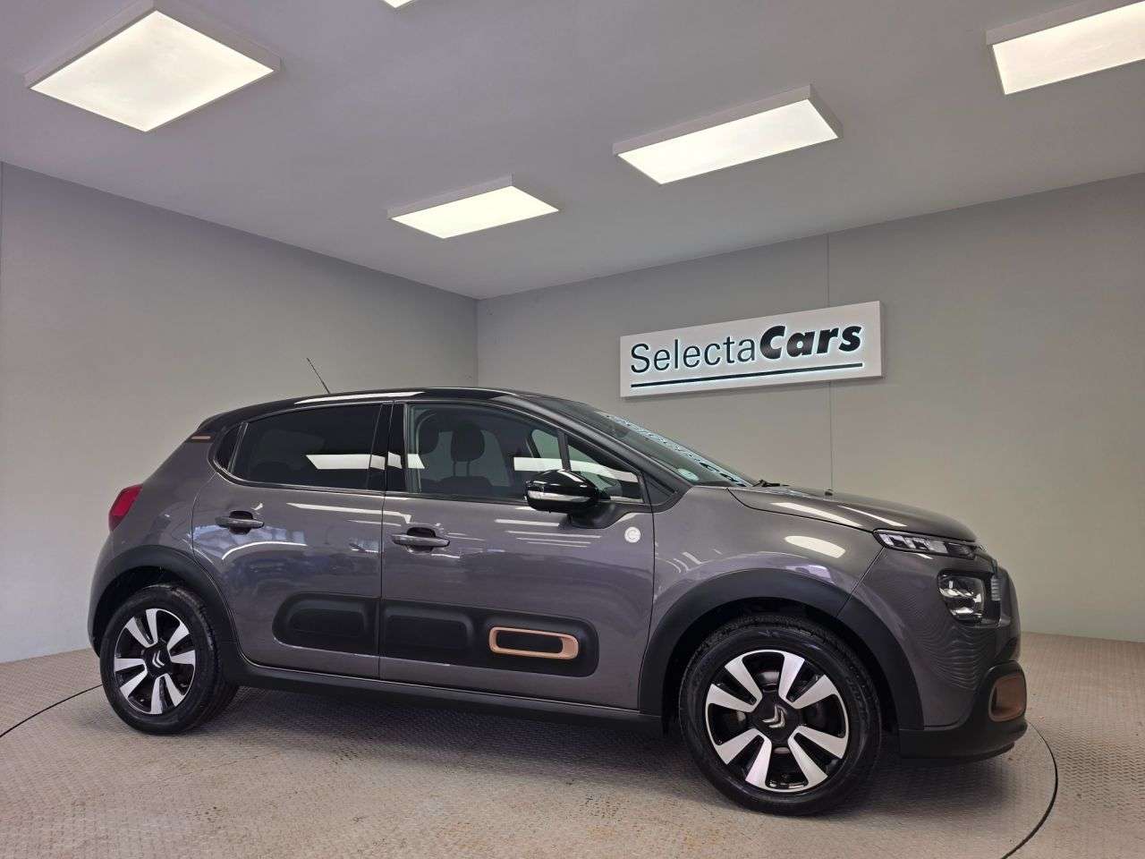 A 2023 CITROEN C3 1.2 PureTech C-Series Edition Hatchback 5dr Petrol EAT6 Euro 6 (s/s) (110 p A 2023 CITROEN C3 1.2 PureTech C-Series Edition Hatchback 5dr Petrol EAT6 Euro 6 (s/s) (110 p