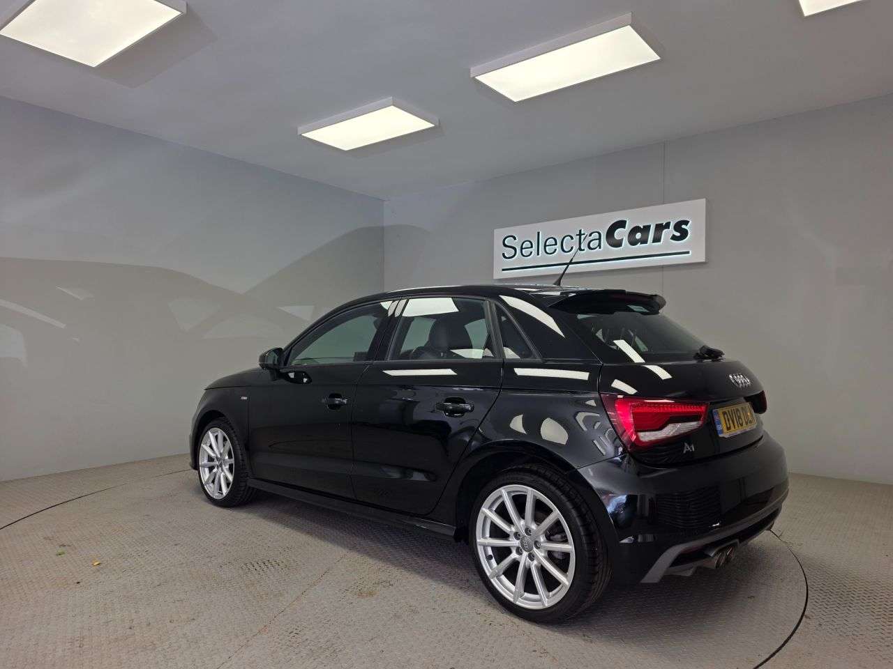 2018 AUDI A1 2018 AUDI A1