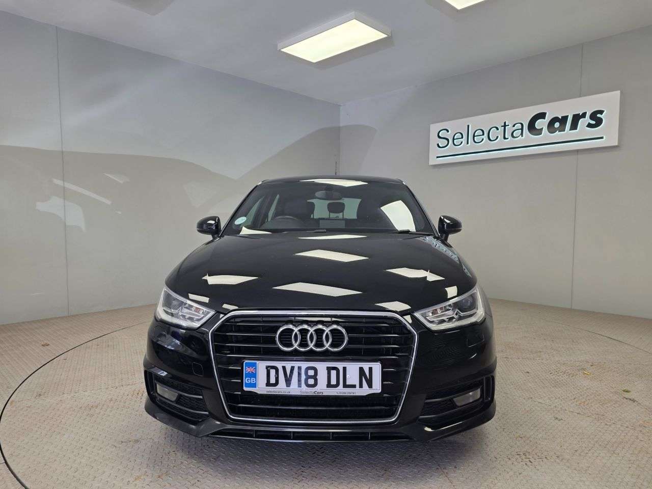 A 2018 AUDI A1 1.4 TFSI S line Sportback 5dr Petrol S Tronic Euro 6 (s/s) (Nav) (125 ps) A 2018 AUDI A1 1.4 TFSI S line Sportback 5dr Petrol S Tronic Euro 6 (s/s) (Nav) (125 ps)