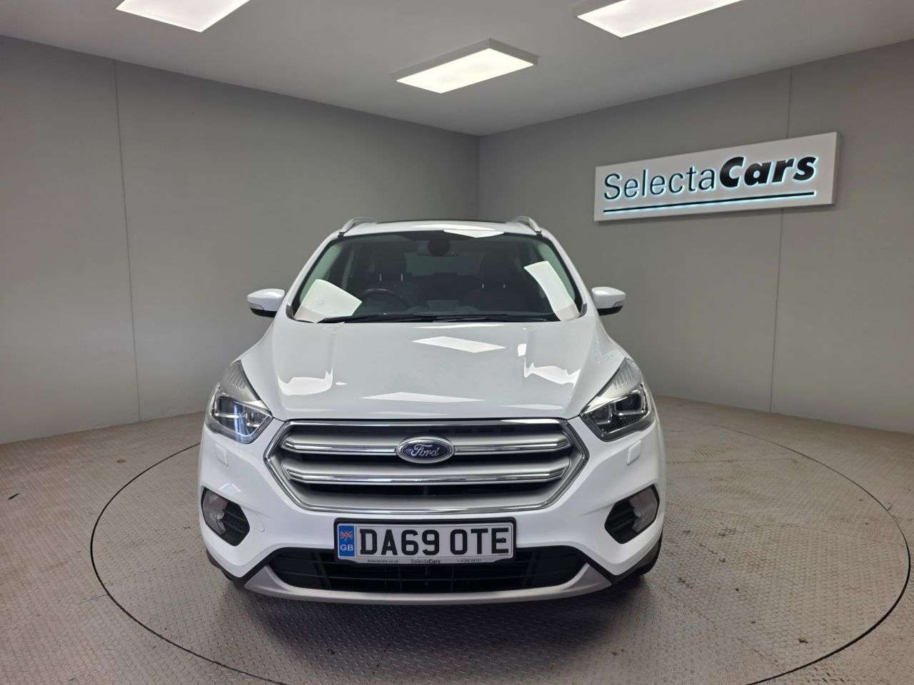 A 2020 FORD KUGA 2.0 TDCi EcoBlue Titanium X Edition SUV 5dr Diesel Manual Euro 6 (s/s) (150 A 2020 FORD KUGA 2.0 TDCi EcoBlue Titanium X Edition SUV 5dr Diesel Manual Euro 6 (s/s) (150