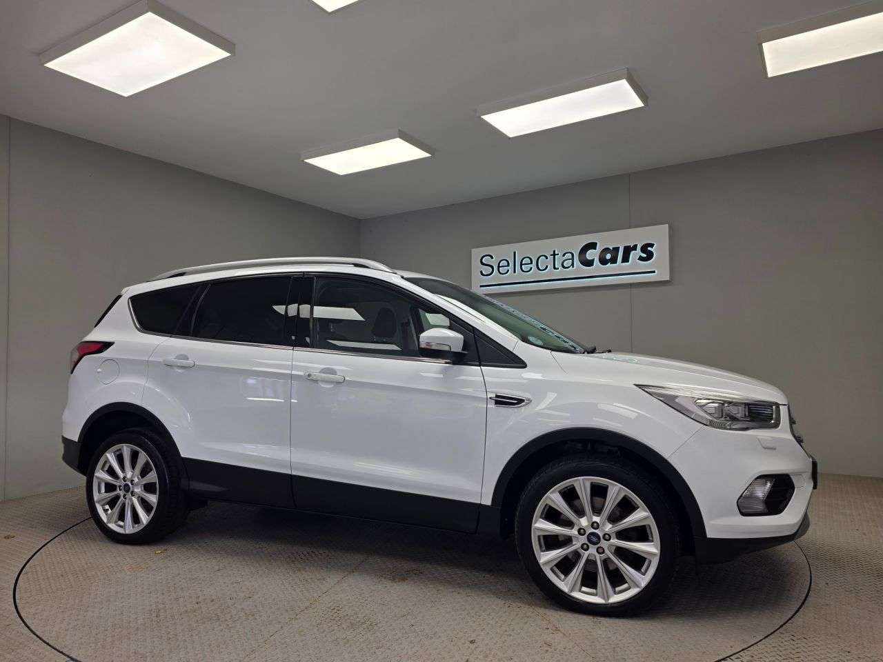 A 2020 FORD KUGA 2.0 TDCi EcoBlue Titanium X Edition SUV 5dr Diesel Manual Euro 6 (s/s) (150 A 2020 FORD KUGA 2.0 TDCi EcoBlue Titanium X Edition SUV 5dr Diesel Manual Euro 6 (s/s) (150