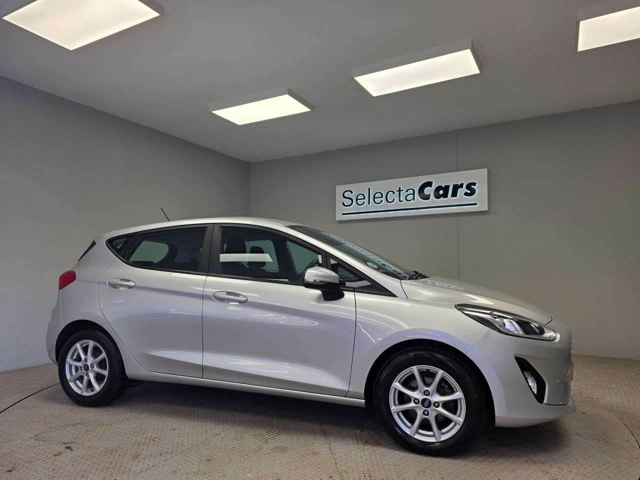 A 2019 FORD FIESTA 1.0T EcoBoost GPF Zetec Hatchback 5dr Petrol Manual Euro 6 (s/s) (100 ps) A 2019 FORD FIESTA 1.0T EcoBoost GPF Zetec Hatchback 5dr Petrol Manual Euro 6 (s/s) (100 ps)