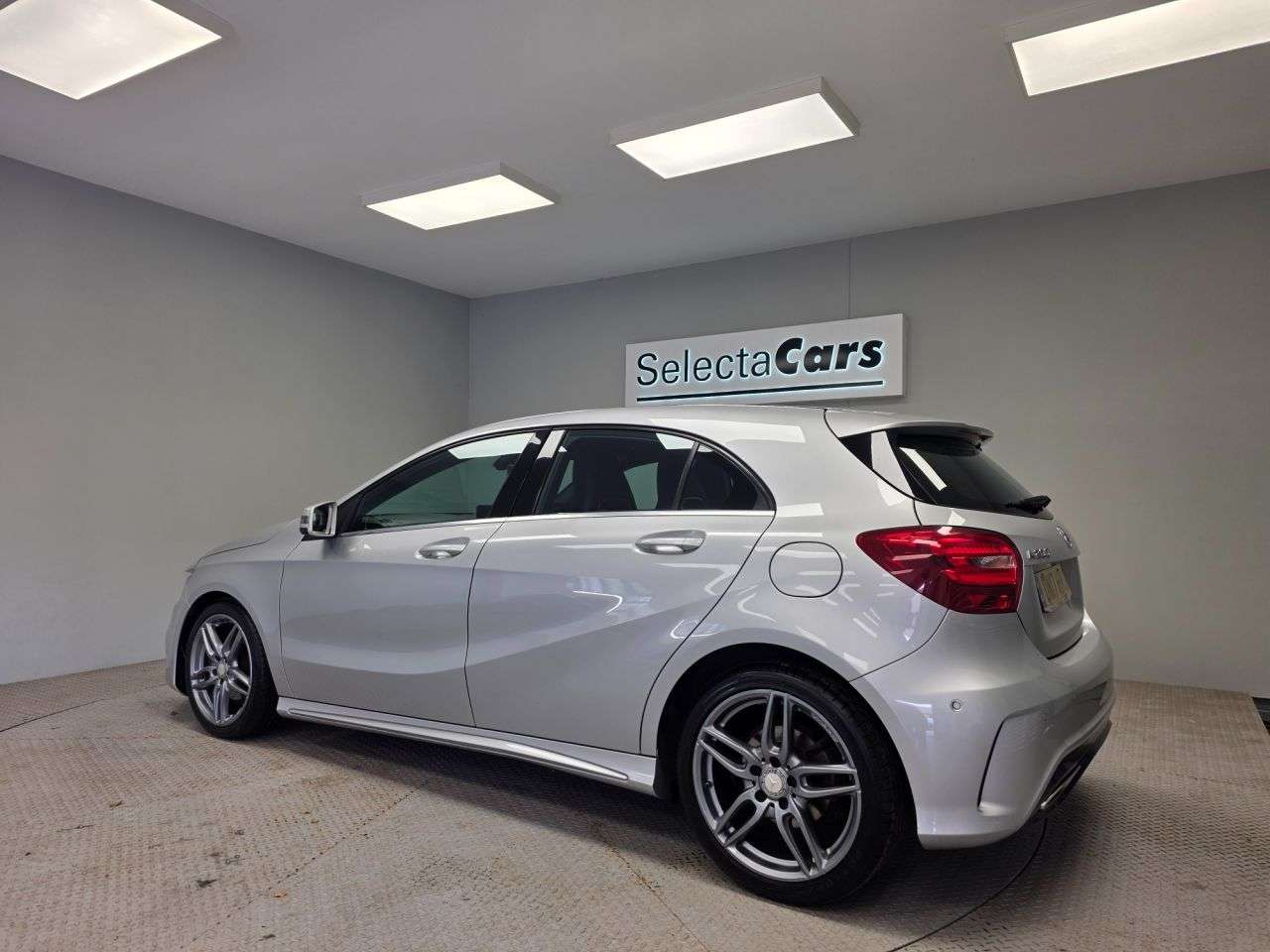 A 2017 MERCEDES-BENZ A CLASS 1.6 A200 AMG Line (Executive) Hatchback 5dr Petrol Manual Euro 6 (s/s) (156 A 2017 MERCEDES-BENZ A CLASS 1.6 A200 AMG Line (Executive) Hatchback 5dr Petrol Manual Euro 6 (s/s) (156