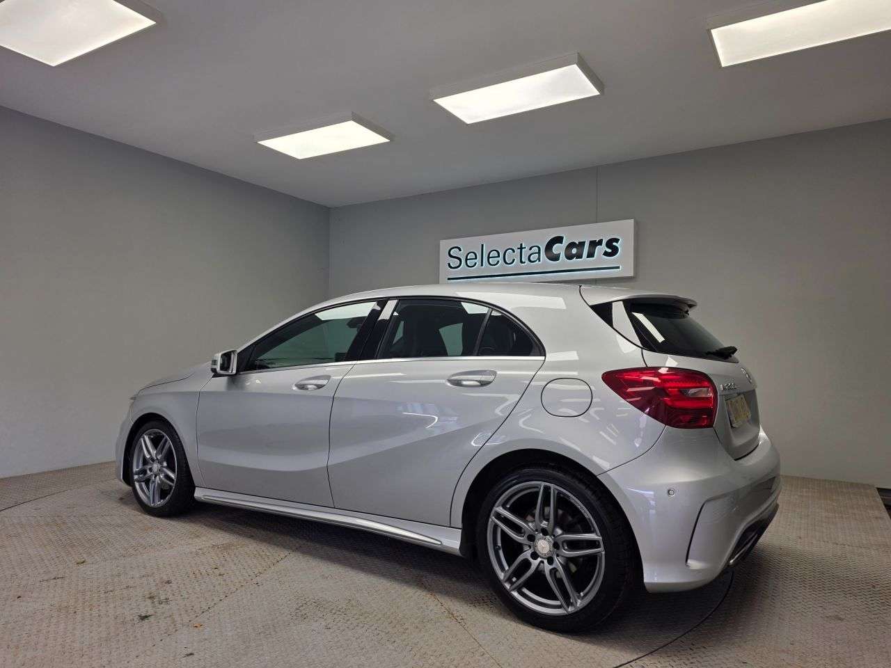 2017 MERCEDES-BENZ A CLASS 2017 MERCEDES-BENZ A CLASS