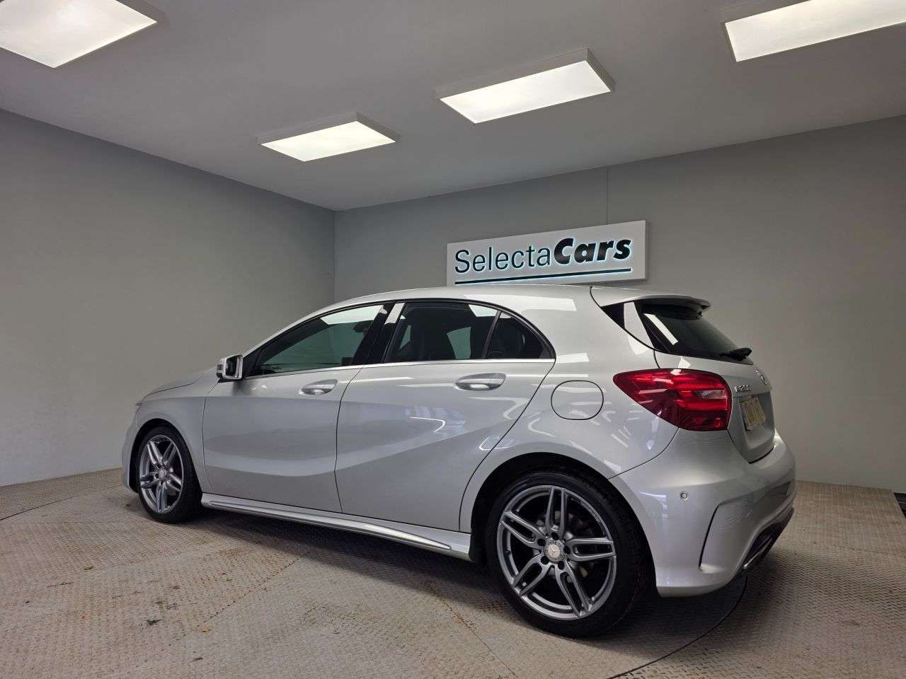 2017 MERCEDES-BENZ A CLASS 2017 MERCEDES-BENZ A CLASS