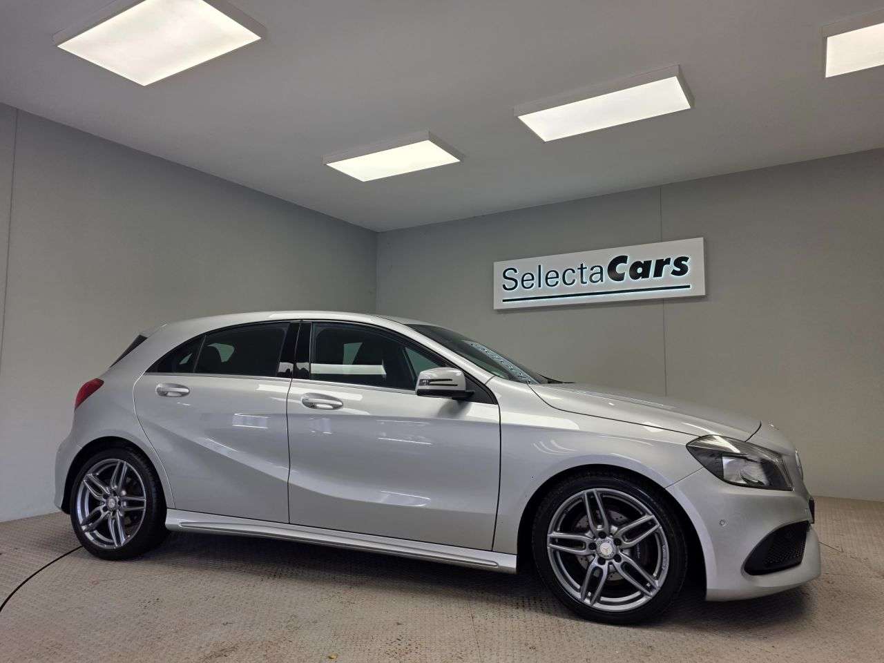 A 2017 MERCEDES-BENZ A CLASS 1.6 A200 AMG Line (Executive) Hatchback 5dr Petrol Manual Euro 6 (s/s) (156 A 2017 MERCEDES-BENZ A CLASS 1.6 A200 AMG Line (Executive) Hatchback 5dr Petrol Manual Euro 6 (s/s) (156