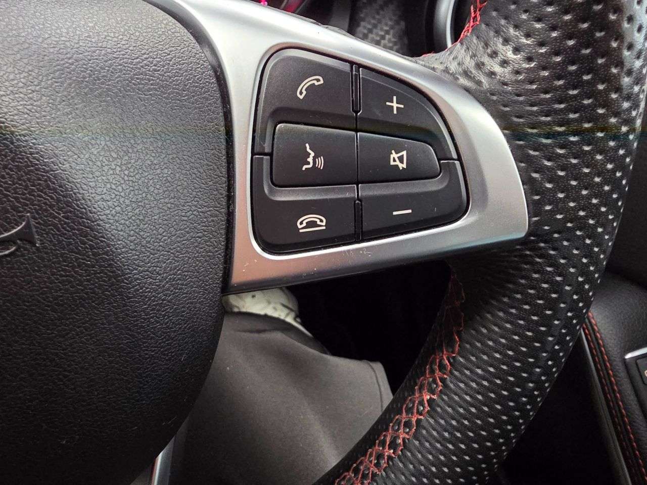 2017 MERCEDES-BENZ A CLASS 2017 MERCEDES-BENZ A CLASS