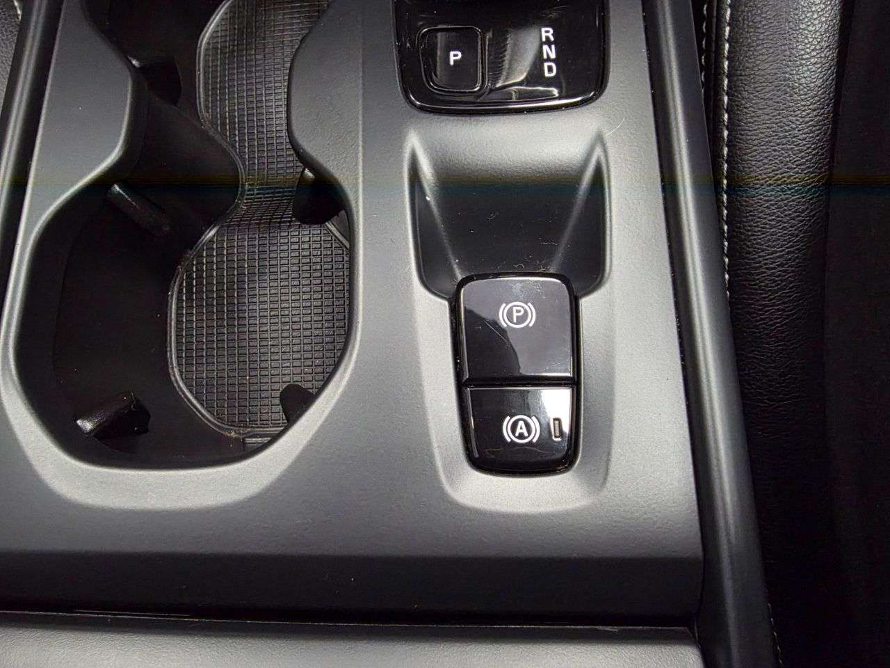 2019 VOLVO XC40 2019 VOLVO XC40