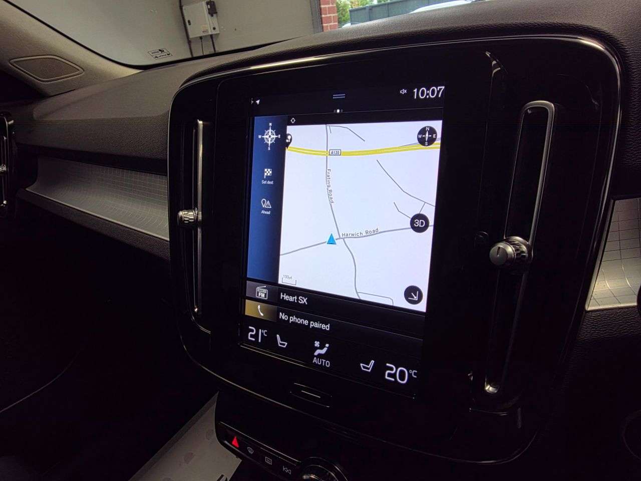 2019 VOLVO XC40 2019 VOLVO XC40