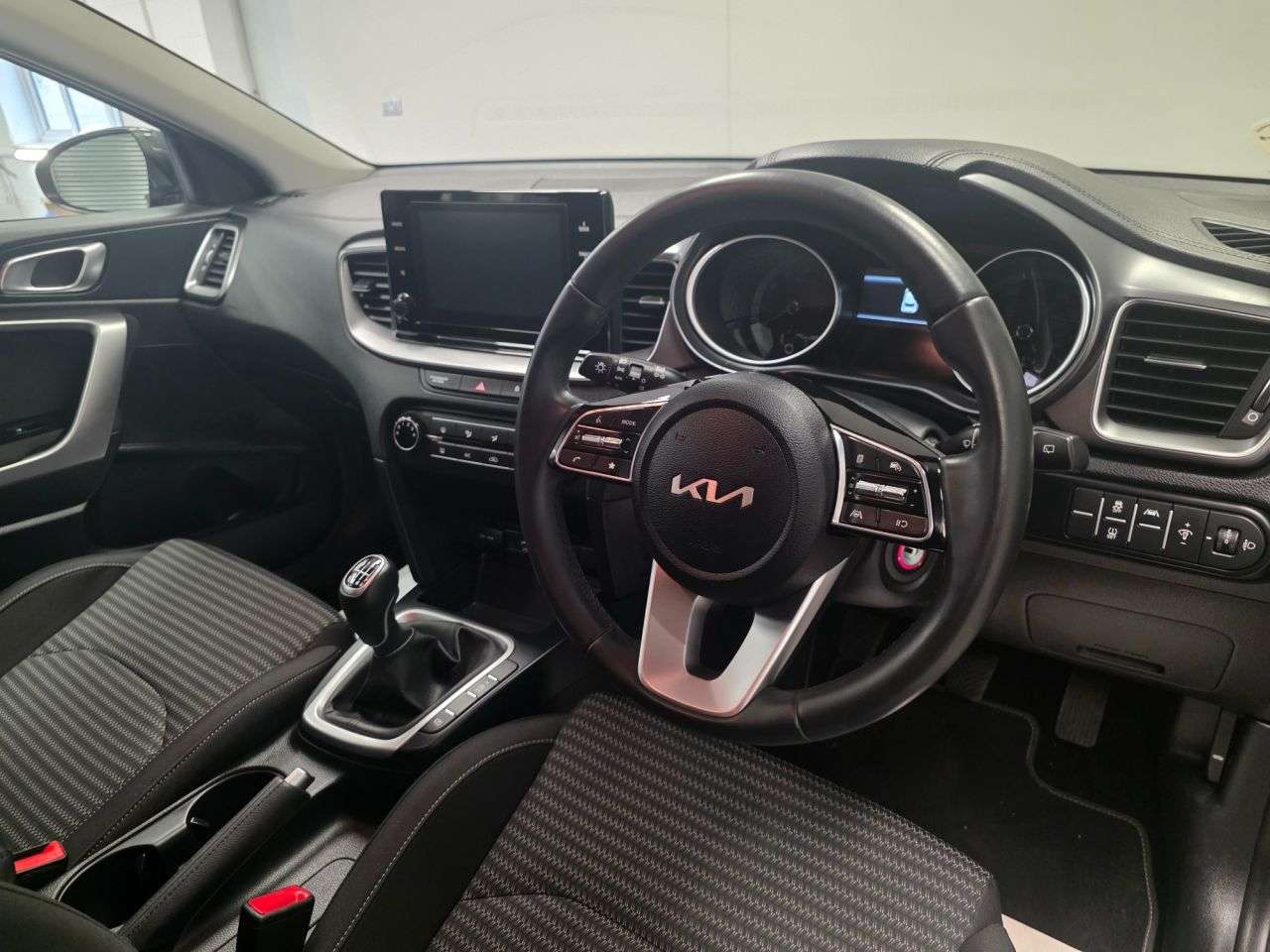 2023 KIA XCEED 2023 KIA XCEED