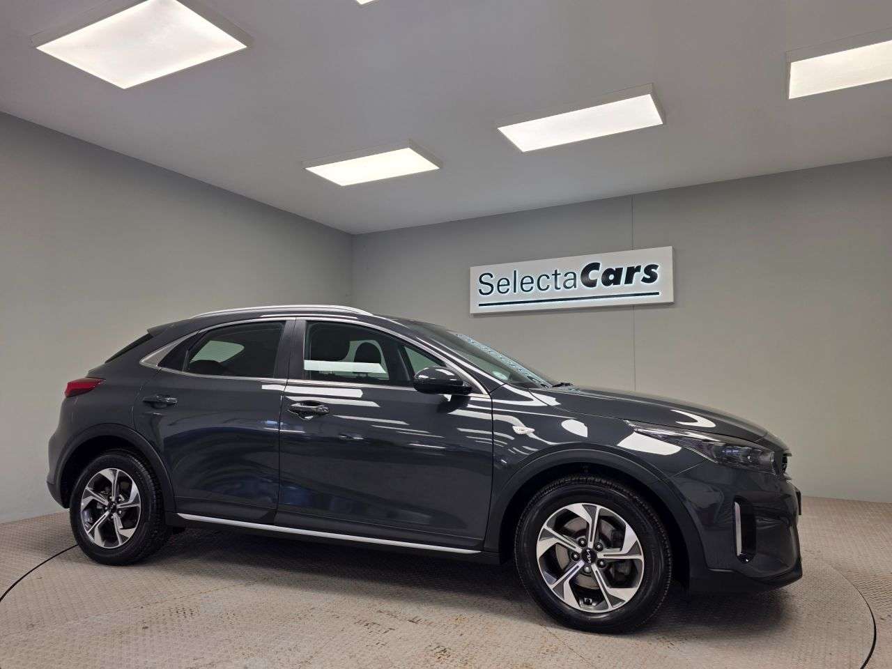 A 2023 KIA XCEED 1.5 T-GDi 2 SUV 5dr Petrol Manual Euro 6 (s/s) (158 bhp) A 2023 KIA XCEED 1.5 T-GDi 2 SUV 5dr Petrol Manual Euro 6 (s/s) (158 bhp)