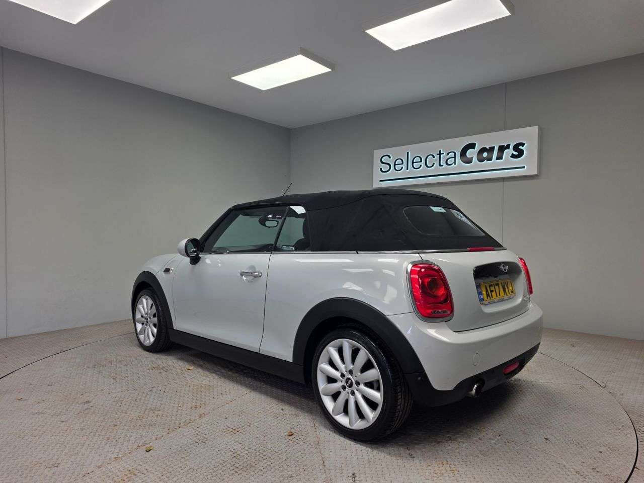 A 2017 MINI CONVERTIBLE 1.5 Cooper Convertible 2dr Petrol Manual Euro 6 (s/s) (136 ps) A 2017 MINI CONVERTIBLE 1.5 Cooper Convertible 2dr Petrol Manual Euro 6 (s/s) (136 ps)