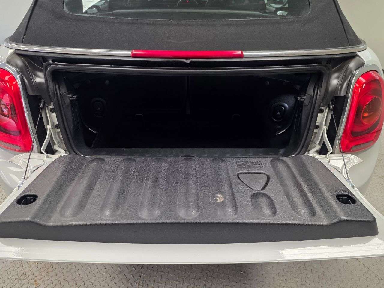 2017 MINI CONVERTIBLE 2017 MINI CONVERTIBLE