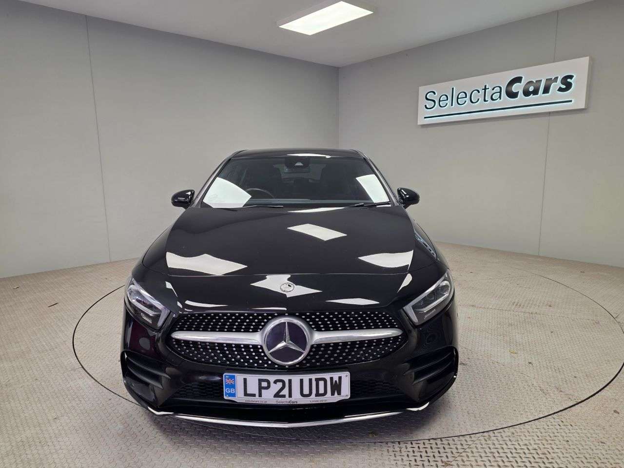 A 2021 MERCEDES-BENZ A CLASS 1.3 A180 AMG Line (Executive) Hatchback 5dr Petrol 7G-DCT Euro 6 (s/s) (136 A 2021 MERCEDES-BENZ A CLASS 1.3 A180 AMG Line (Executive) Hatchback 5dr Petrol 7G-DCT Euro 6 (s/s) (136